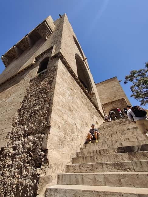 Discover Valencia yourself with a Playful walking tour! - Who Should Consider This Tour?
