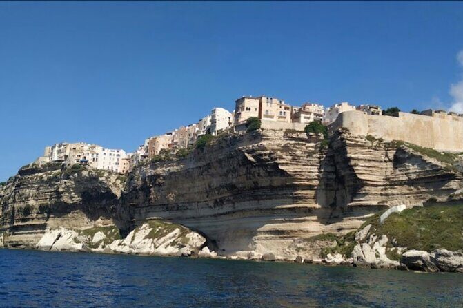 Discovery of Lavezzi Islands from Bonifacio - The Sum Up  