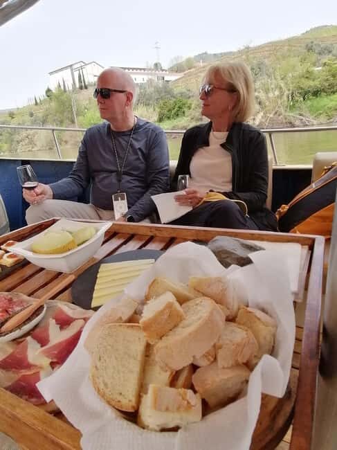 Douro Valley: Visit 2 Wineries with lunch, and 1-Hour Cruise - Why This Tour Is Worth It