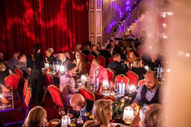 Dresden: Entrance Ticket for Travesty Revue Show - Practical Details and Tips