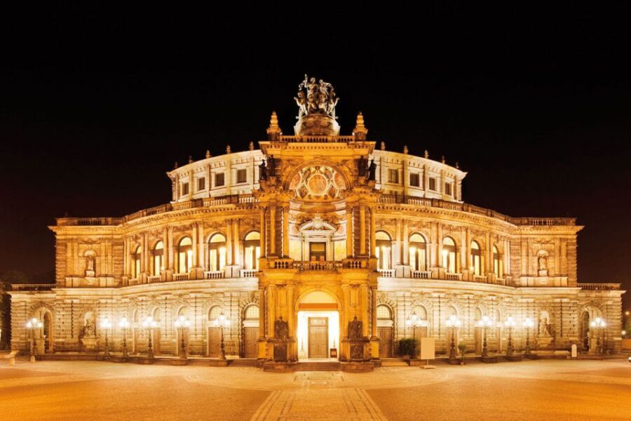 Dresden: Semperoper und Residenzschloss - The Semperoper: A Masterpiece in Architecture and Sound