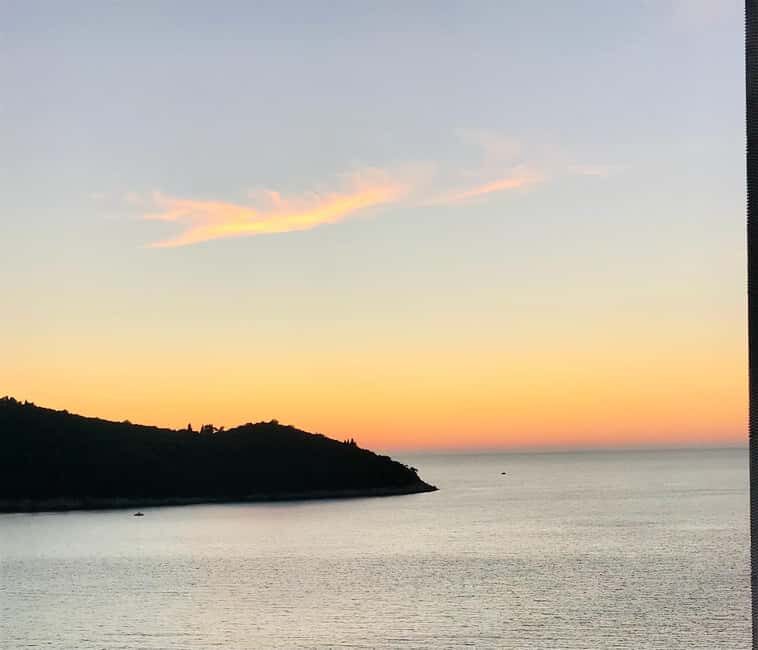 Dubrovnik: 1 Hour Sunset Cruise Around Old City Dubrovnik - Who Should Consider This Tour?  