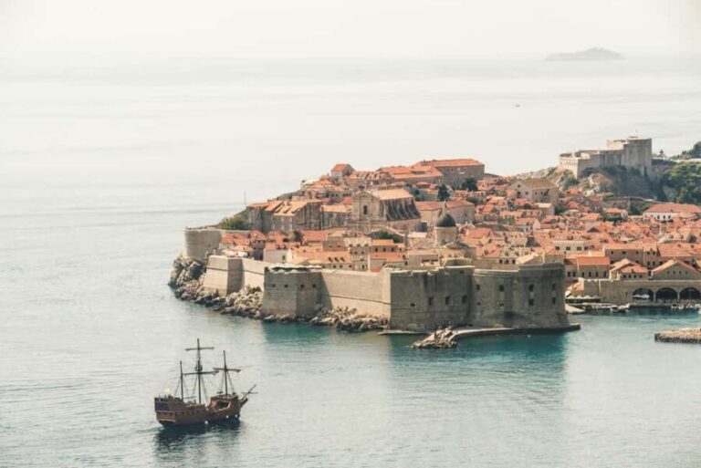 Dubrovnik: All-Access Pass + Unlimited Public Transport - The City Walls: A View to Remember