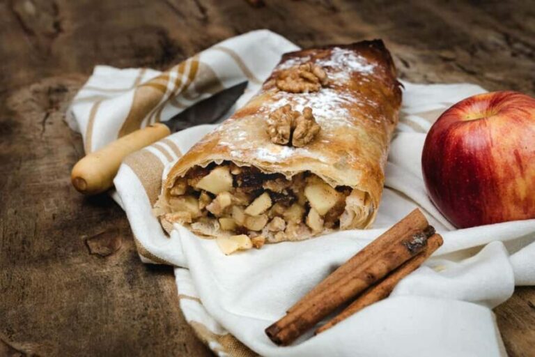 Duisburg: 2-hour Best Intro Walking Tour with a Local - Authentic Stories and Local Tips