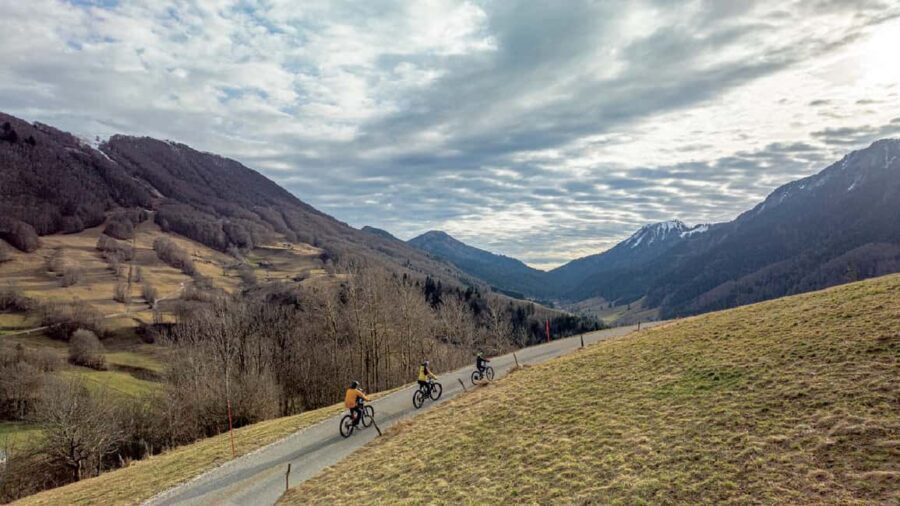 E-MTB rental in Aix-les-Bains - Savoie Grand Revard shuttle - Breaking Down the Itinerary