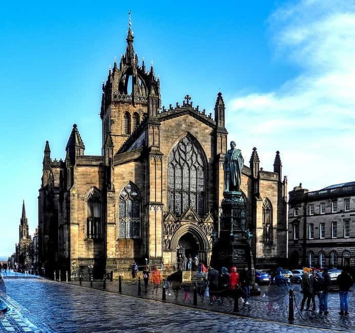 Edinburgh: Dark History Royal Mile Walking Tour - What to Expect on the Tour