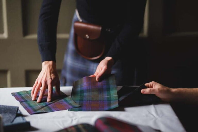 Edinburgh: Discover the secrets of kilt and tartan with a kiltmaker - What’s Included and What’s Not