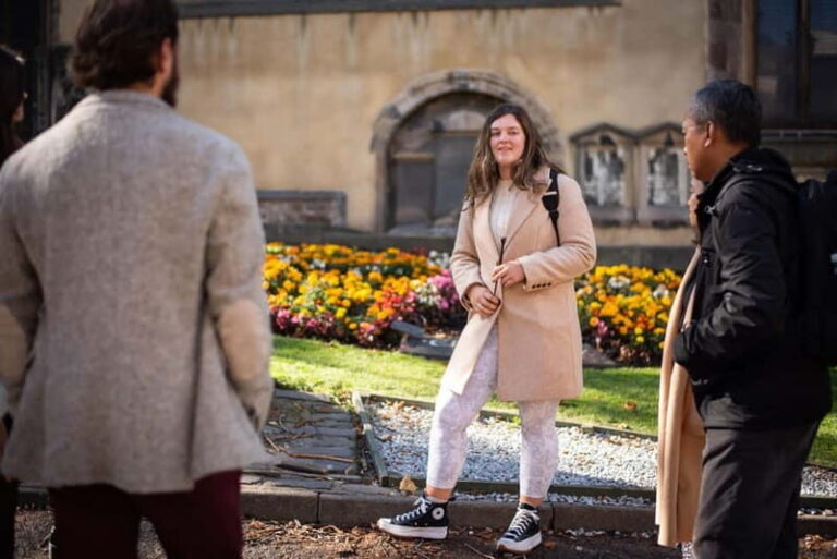 Edinburgh: Old Town Walking Tour with Castle Entry - What Sets This Tour Apart