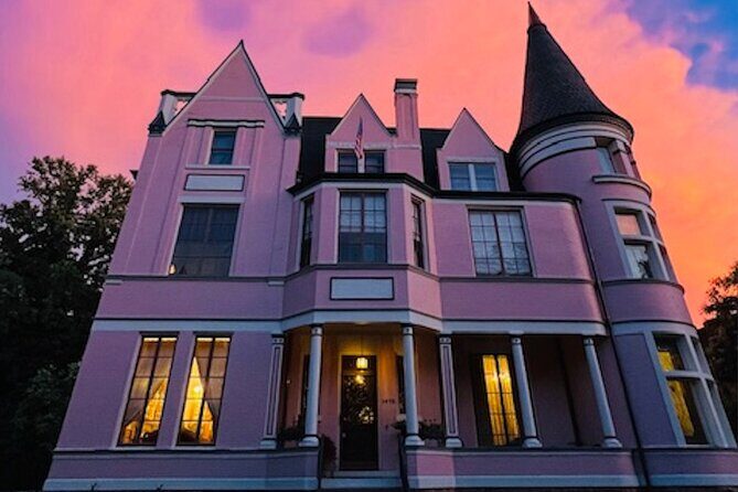 Eerie Old Louisville Photo Tour with Welcome Cocktail - Detailed Breakdown of the Experience