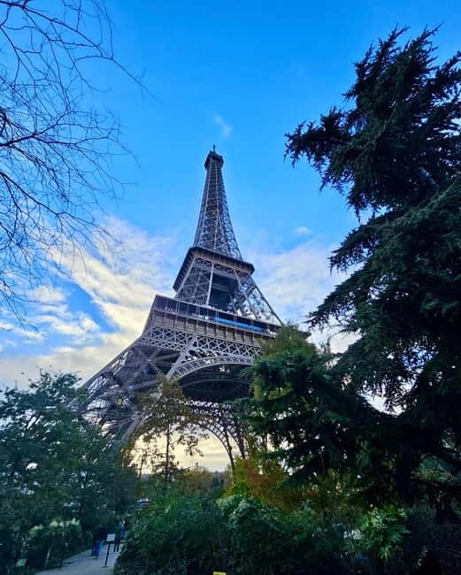 Eiffel Tower Entry: Summit or 2nd Floor with Audioguide - How Does the Price Stack Up?