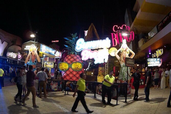 Entry ticket to the Coco Bongo Cancun nightclub - Who Should Consider This Tour?