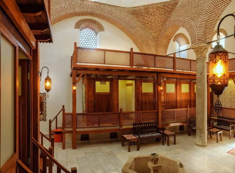 Ephesus Ancient City and Turkish Bath Only Cruise Guests - Who Is This Tour Best For?