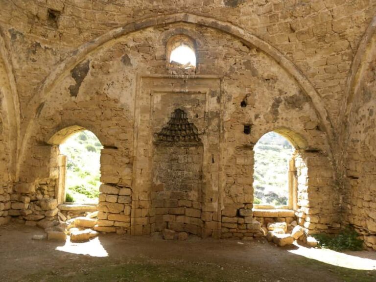 Erasmus student tour in Corinth-Mycenae-Nafplio-Epidaurus - Exploring the Full Itinerary