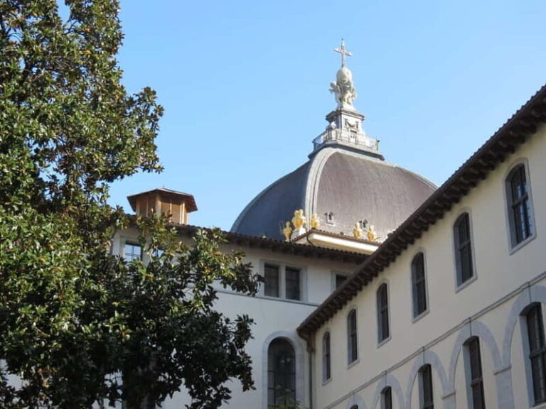 Escape game at Lyon's Hôtel Dieu - How the Itinerary Unfolds