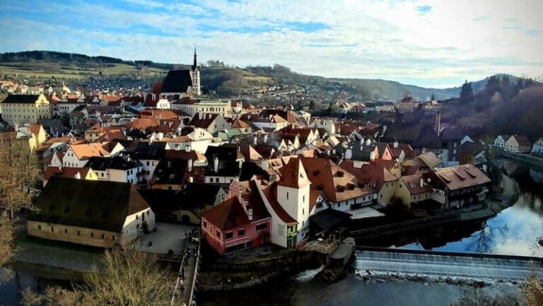 eský Krumlov: Private Day Trip from Prague with Local Guide - Final Thoughts