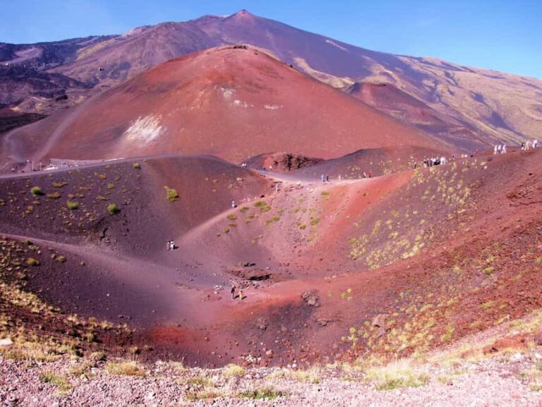 Etna by Panoramic Bus, Audioguide 9 languages, from Catania - The Experience on the Bus