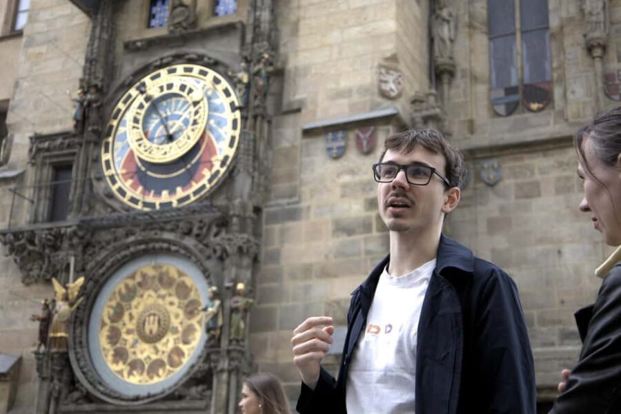 Exclusive Prague Royal Way Tour: all must see sites in 3hrs - Transport and Practicalities