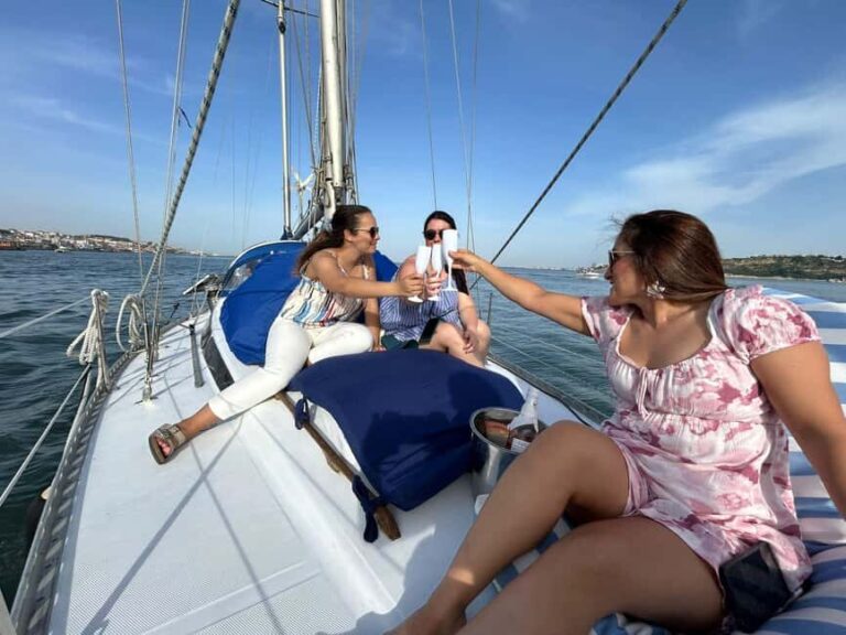 Exclusive Sunset Cruise (for your group of 2-8 people) with wine and snacks - What’s Included and What to Keep in Mind