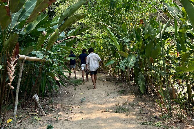 Exotic Garden EN Rancho Ecoturístico - What Sets This Tour Apart?