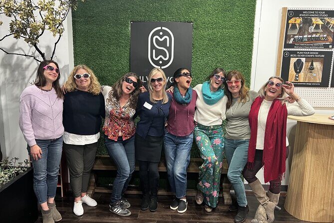 Experience Create your own jewelry workshop for beginners - Why this experience is worth considering