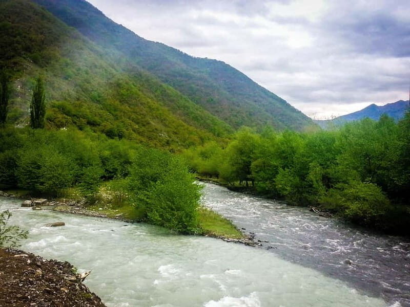 Explore Ananuri, Gudauri, & Kazbegi Guided Day Tour - Who Will Love This Tour?
