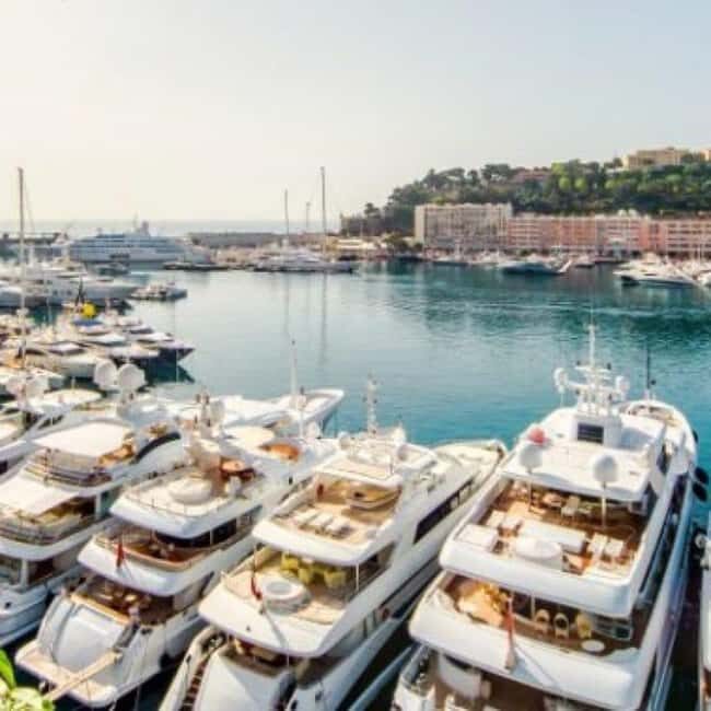 Explore Monaco: Guided Walking Tour With Local Guide - Exploring the Itinerary in Detail