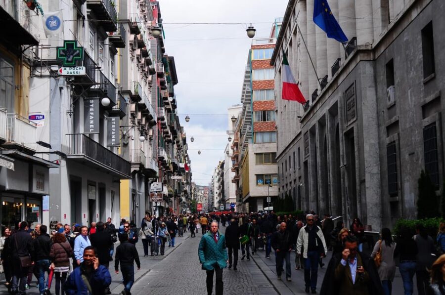 Explore Urban Art in Naples' Vibrant Spanish Quarter Streets - Why This Tour Offers Great Value