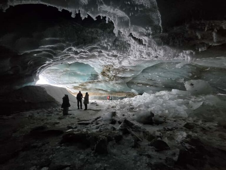 Fairbanks: Guided Snowshoe Hike to Castner Glacier Ice Cave - What Makes This Tour Stand Out?