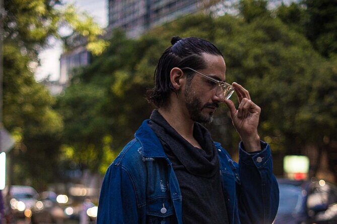 Fast Stunning Mexico City Photoshoot Cinematic and Urban Style - The Location: Why It Matters