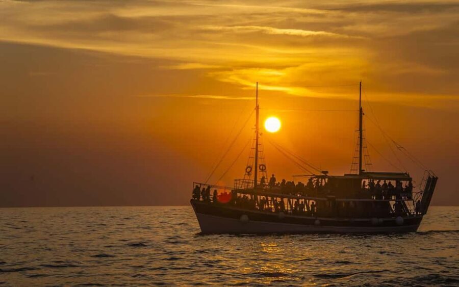 Fethiye: Romantic Sunset Boat Tour - Authentic Experiences & What Reviewers Say