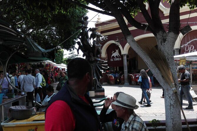 Fiesta Tlaquepaque a Cultural Journey and Magic Town - Artisanal Shopping and Craftsmanship