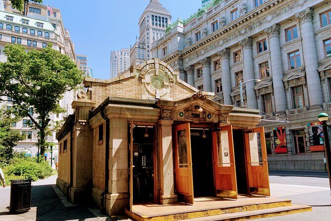 Financial District Walking Tour History, Culture, and Landmarks - Who Should Book This Tour?