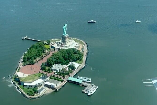 Flight Over New York City Hudson River - What Reviewers Say: Insights from Actual Participants