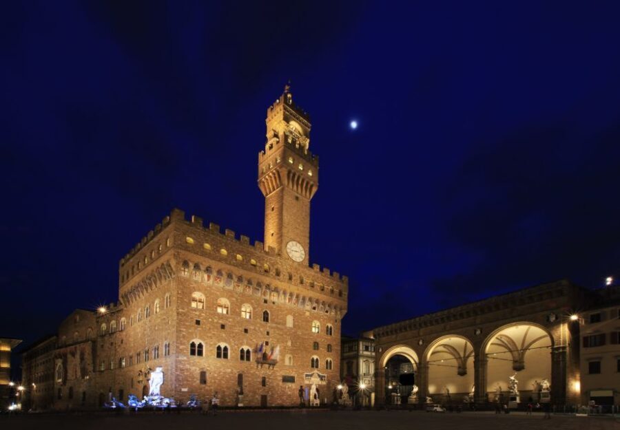 Florence at Night Bike Tour with Wine and Aperitivo Picnic - Who Will Love This Tour?
