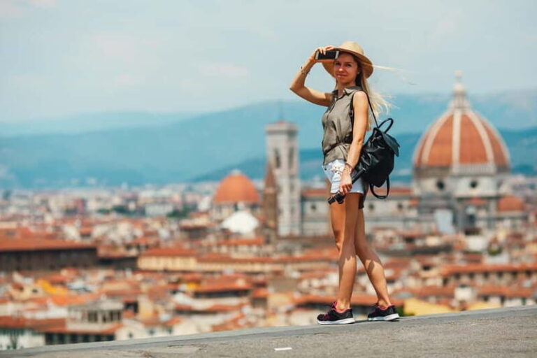 Florence: City Skyline Photoshoot at Piazzale Michelangelo - Who Is This Experience Perfect For?