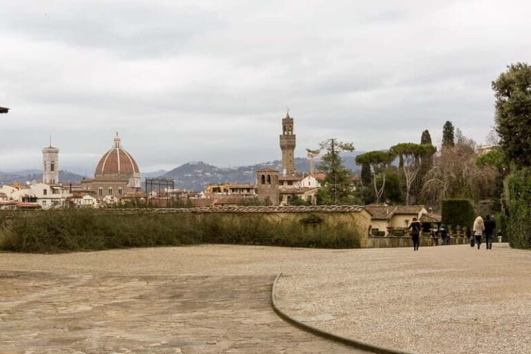 Florence: Entrance Ticket to Pitti Palace + Audio App - Who Should Consider This Tour?