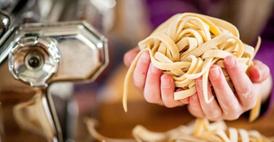 Florence: Pasta Cooking Class with Unlimited Wine - Exploring the Experience: A Detailed Breakdown