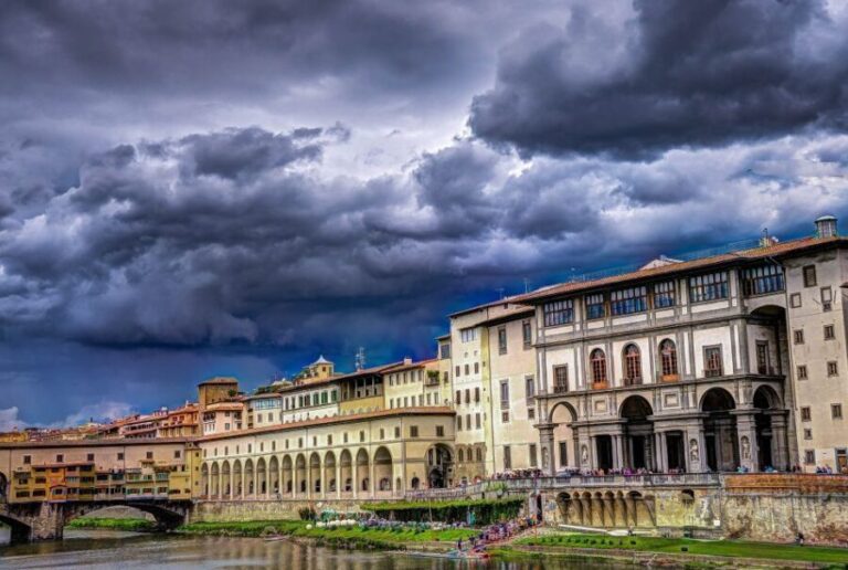 Florence: Private Walking Tour with a Local - What Makes This Tour Worth the Price?