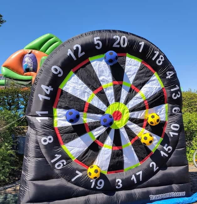 Football darts in Leipzig  the perfect fun for young and old alike. - What You Can Expect from the Experience