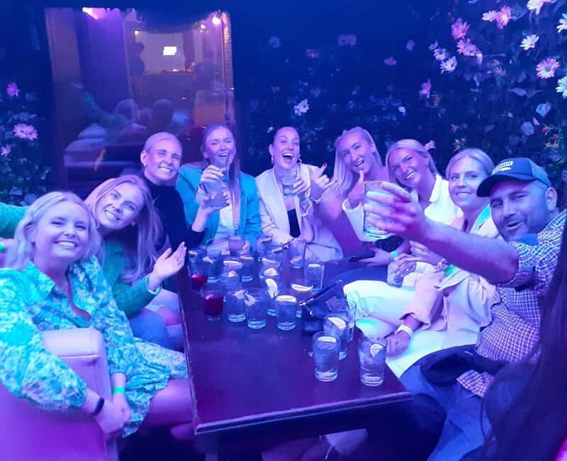 FREE pub Crawl with optional 1 hour open bar and 3 VIP clubs - Summary: Is It Worth It?