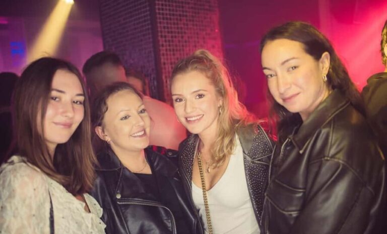 FREE Pub Crawl with OPTIONAL 1 hour open bar and clubs - The Itinerary: What to Expect from Start to Finish