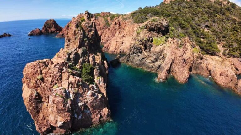 Fréjus : Esterel Calanques Cruise (Comfort Boat) + Swim Stop - The Value of This Experience