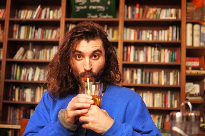 Friday Night Pub Crawl for Professionals in Vienna, Austria - Who Will Love This Experience?