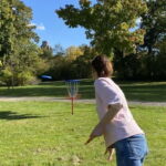 Frisbee golf / disc golf: Fun and games in a beautiful park in Leipzig - What Sets This Experience Apart