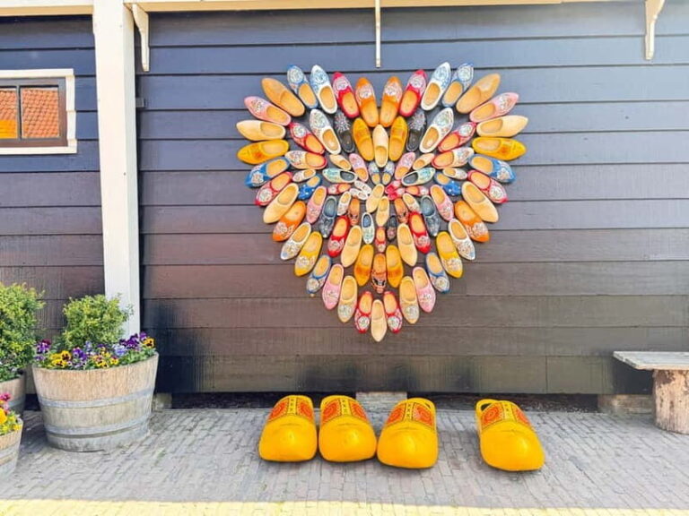 From Amsterdam: Zaanse Schans Windmills & More - E-Bike Tour - Why This Tour Works