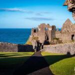 From Belfast: Giant's Causeway & Castles Guided Tour - Guides and Guest Experience