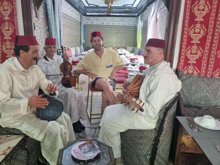 From Cádiz Bay: Tangier Day Trip with Ferry & Local Guide - Final Thoughts: Who Is This Tour For?