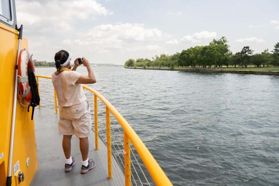 From DC: Old Town Alexandria in a Day with Round Trip Ferry - Value and Practicality