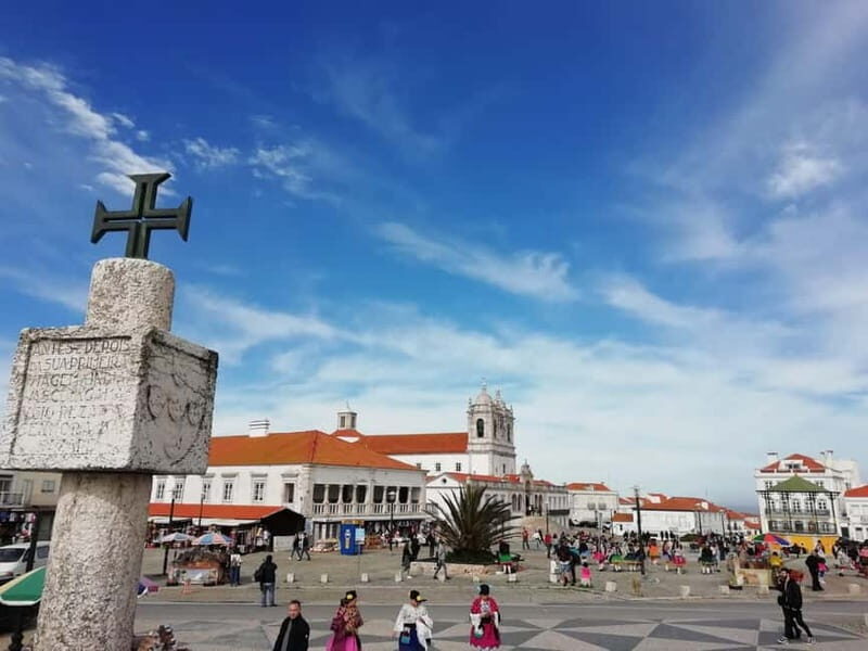 From Fátima: Batalha and Nazaré Guided Tour - Authentic Experiences and Hidden Gems