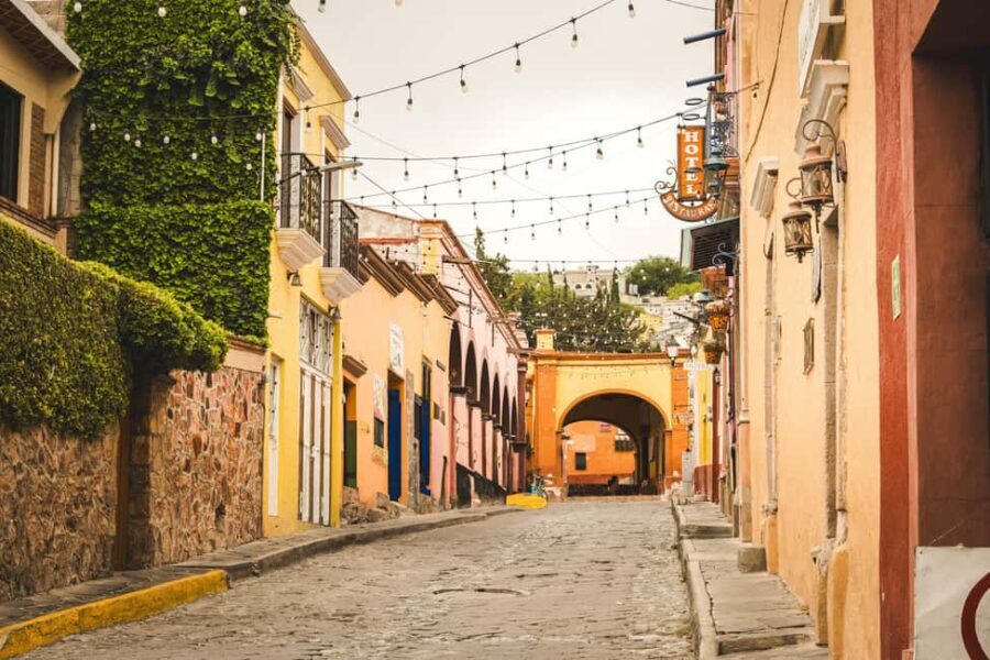 From Guanajuato: Private Tour to Queretaro & Pena de Bernal - What’s Included and the Booking Flexibility  